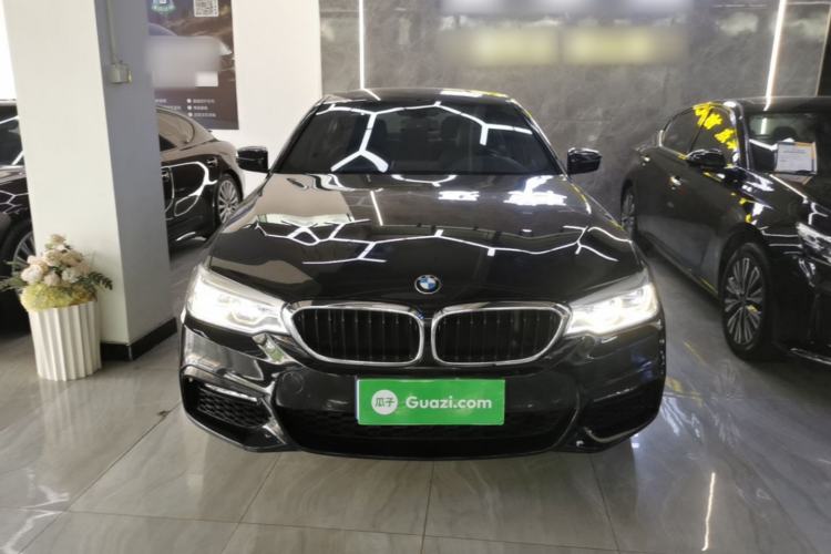 Used BMW 5 Series 2018 525Li M Sport Package Front