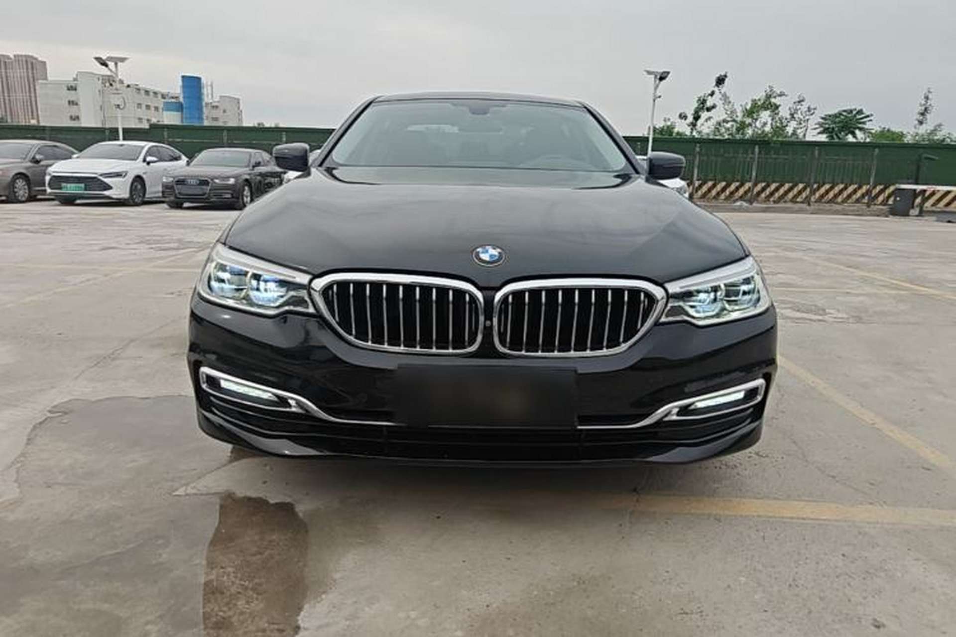 Used BMW 5 Series 2018 530Li Luxury Edition Premium Package Front