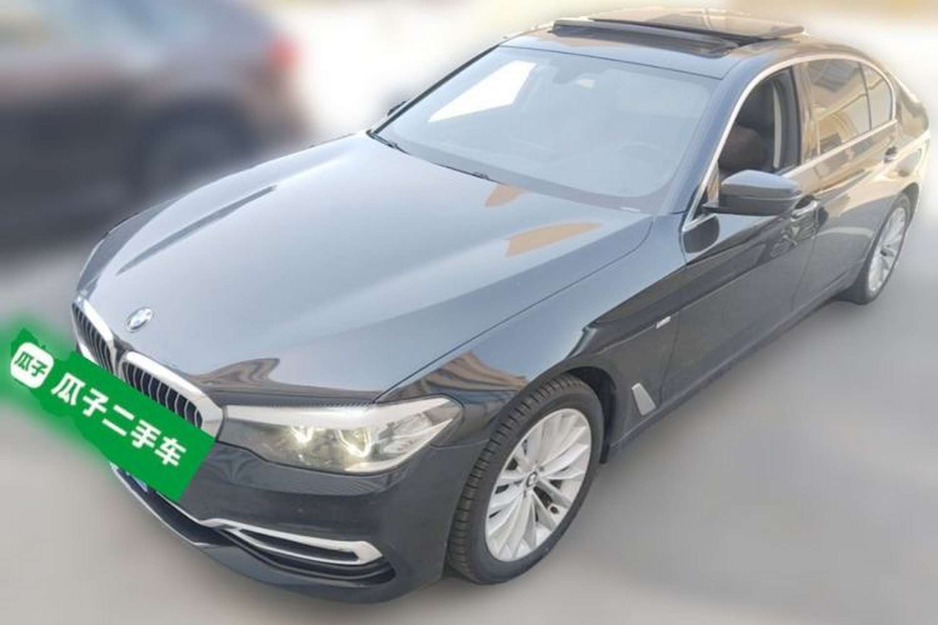Used BMW 5 Series 2018 530Li Leading Edition Luxury Package Front Left 45 Deg
