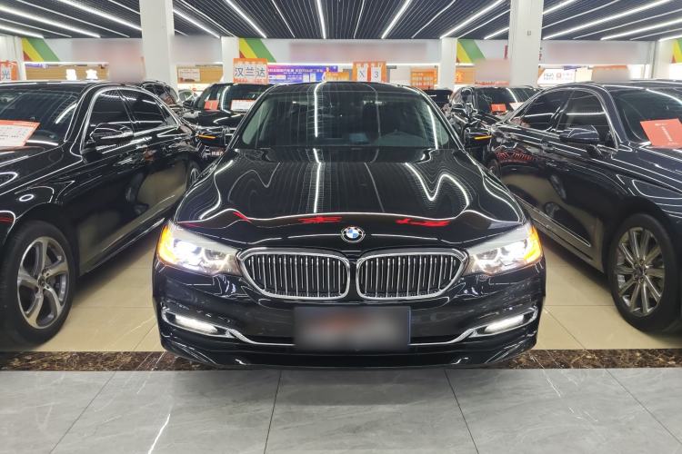 Used BMW 5 Series 2018 Facelifted 530Li xDrive Luxury Package Front