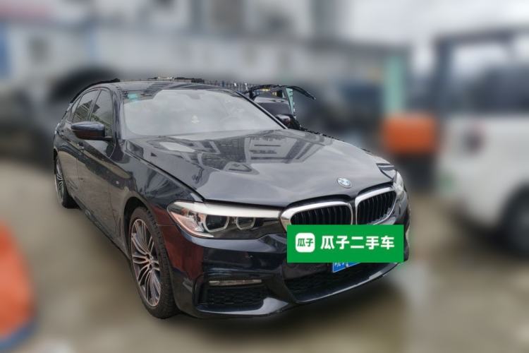 Used BMW 5 Series 2018 530Li Leading Model M Sport Package Front Right 45 Deg