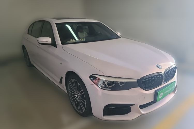 Used BMW 5 Series 2018 530Li Leading Model M Sport Package Front Right 45 Deg