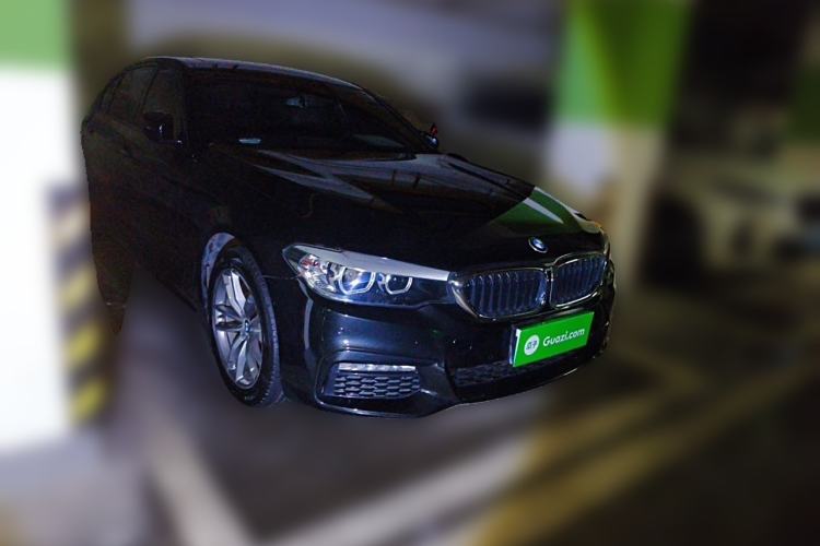 Used BMW 5 Series 2018 525Li M Sport Package Front Right 45 Deg