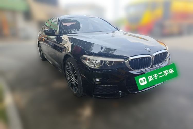 Used BMW 5 Series 2018 530Li Leading Model M Sport Package Front Right 45 Deg