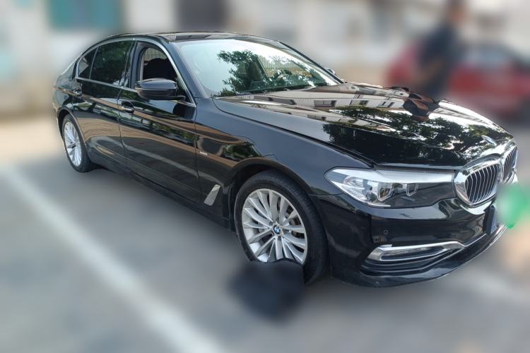 Used BMW 5 Series 2018 Revised Version 530Li Leading Edition Luxury Package Front Right 45 Deg
