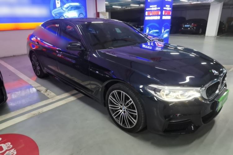 Used BMW 5 Series 2018 Restyled 530Li Leading Edition M Sport Package Front Right 45 Deg