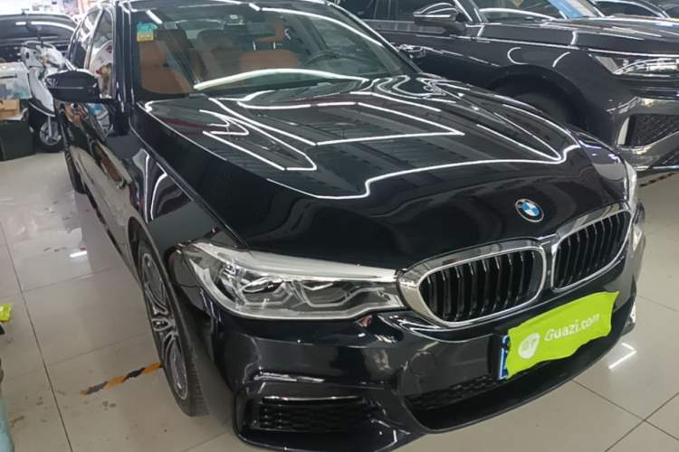 Used BMW 5 Series 2018 530Li Luxury Edition M Sport Package Front Right 45 Deg