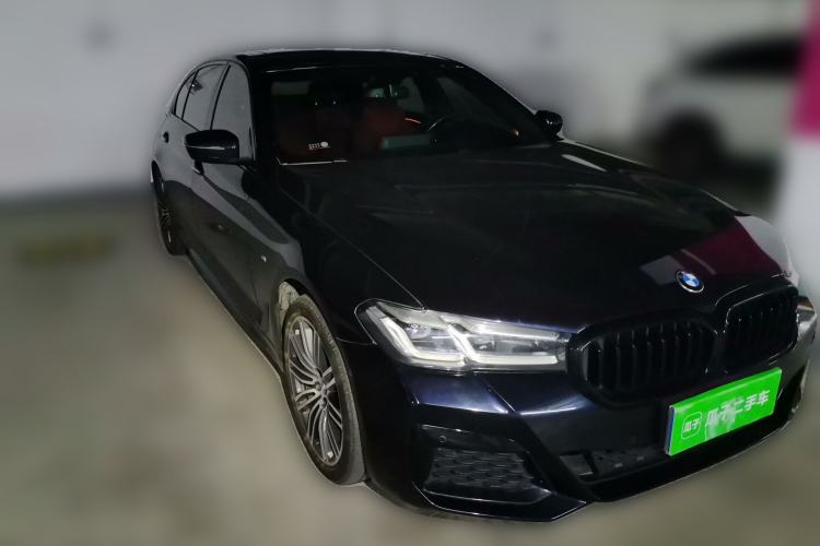 Used BMW 5 Series 2018 Restyled 530Li Leading Edition M Sport Package Front Right 45 Deg