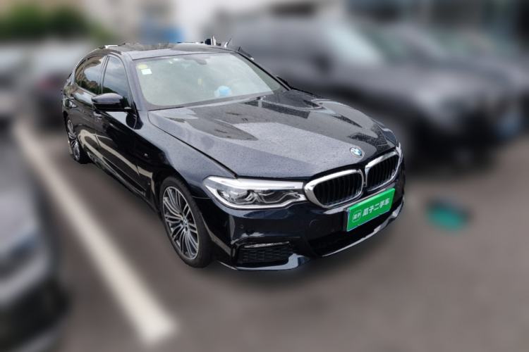 Used BMW 5 Series 2018 530Li Leading Model M Sport Package Front Right 45 Deg