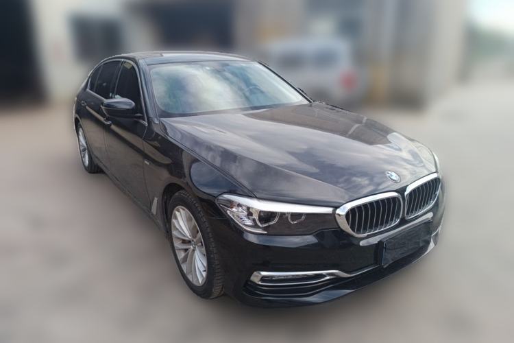 Used BMW 5 Series 2018 530Li Leading Edition Luxury Package Front Right 45 Deg