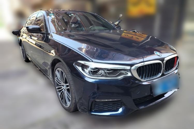 Used BMW 5 Series 2018 530Li Luxury Edition M Sport Package Front Right 45 Deg