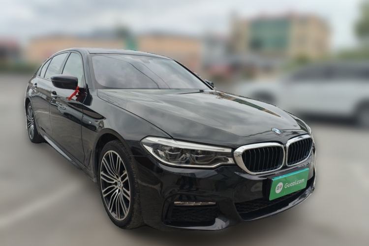 Used BMW 5 Series 2018 Restyled 530Li Leading Edition M Sport Package Front Right 45 Deg