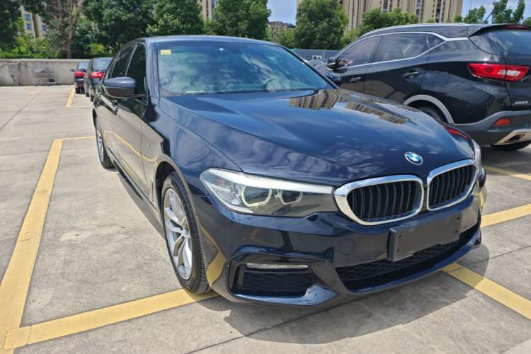 Used BMW 5 Series 2018 525Li M Sport Package Front Right 45 Deg
