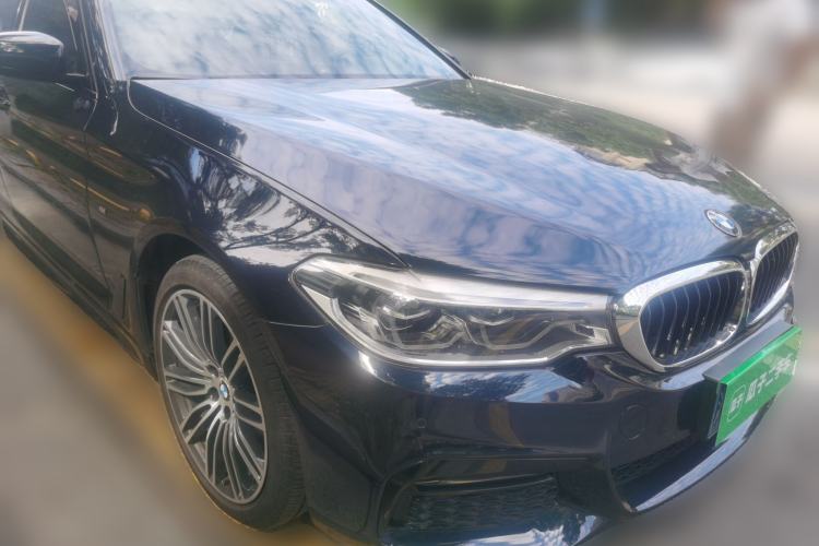 Used BMW 5 Series 2018 Restyled 530Li Luxury Edition M Sport Package Front Right 45 Deg