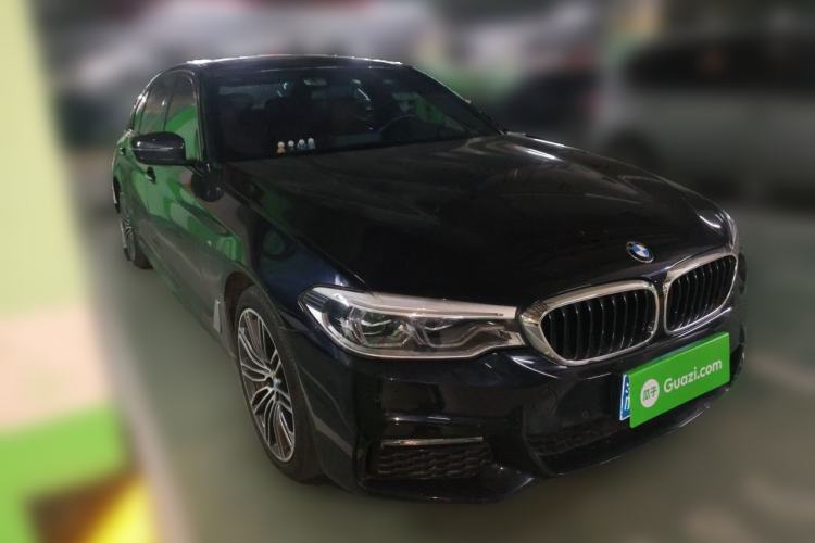 Used BMW 5 Series 2018 Restyled 530Li Leading Edition M Sport Package Front Right 45 Deg
