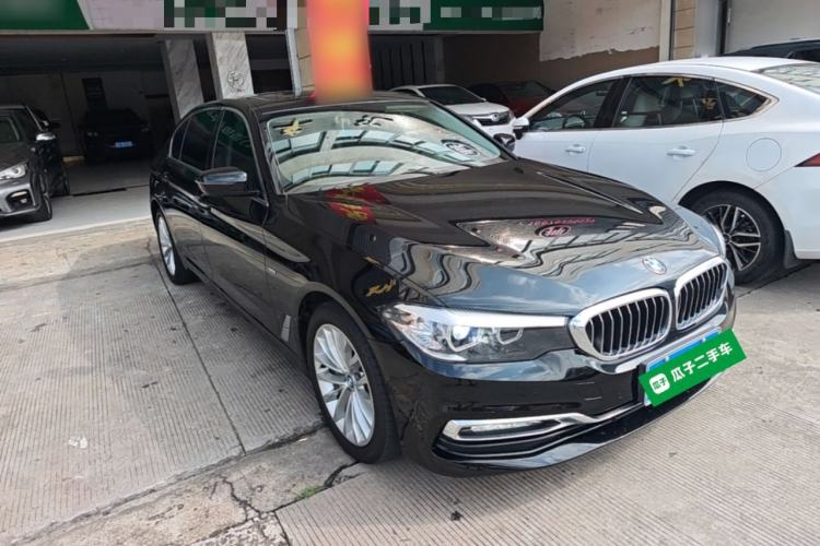 Used BMW 5 Series 2018 Revised Version 530Li Leading Edition Luxury Package Front Right 45 Deg