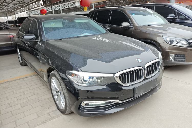 Used BMW 5 Series 2018 530Li xDrive Luxury Package Front Right 45 Deg