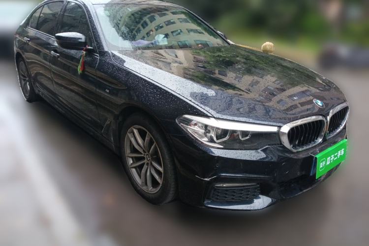 Used BMW 5 Series 2018 525Li M Sport Package Front Right 45 Deg
