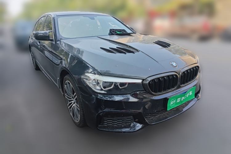 Used BMW 5 Series 2018 Restyled 530Li Leading Edition M Sport Package Front Right 45 Deg