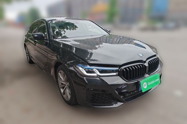 Used BMW 5 Series 2018 528Li Launch Special Edition Front Right 45 Deg