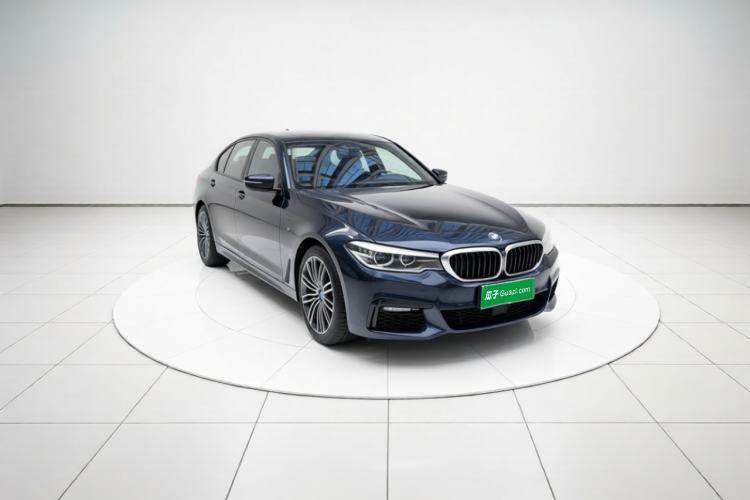 Used BMW 5 Series 2018 Restyled 530Li Leading Edition M Sport Package Front Right 45 Deg