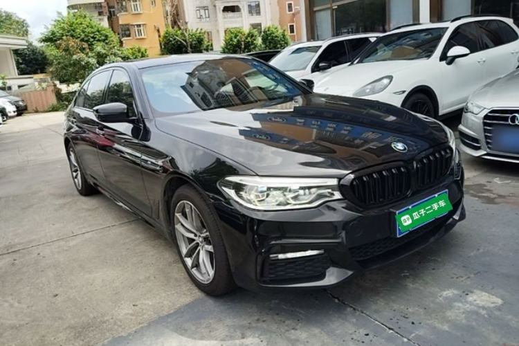 Used BMW 5 Series 2018 525Li M Sport Package Front Right 45 Deg