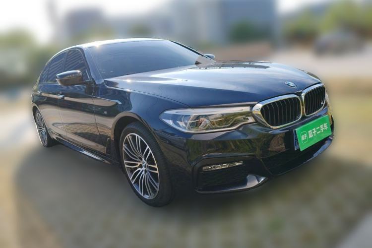 Used BMW 5 Series 2018 Restyled 530Li Luxury Edition M Sport Package Front Right 45 Deg