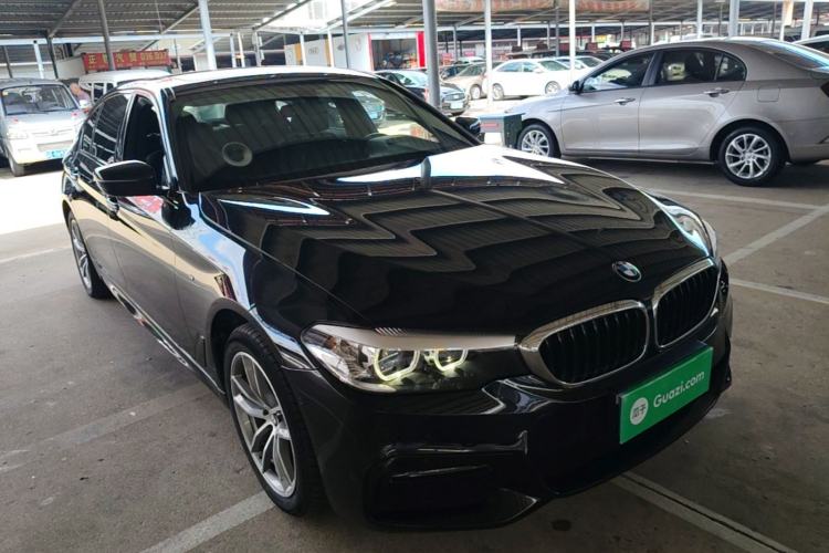 Used BMW 5 Series 2018 525Li M Sport Package Front Right 45 Deg