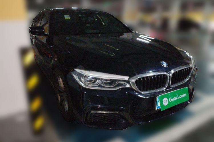 Used BMW 5 Series 2018 525Li M Sport Package Front Right 45 Deg