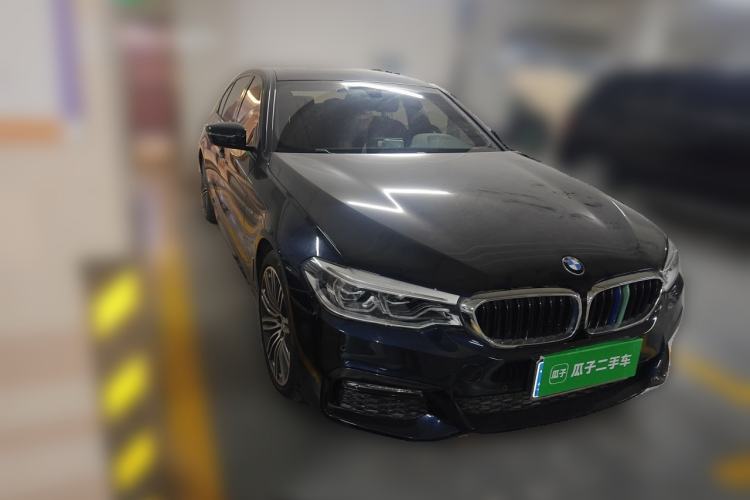 Used BMW 5 Series 2018 Restyled 530Li Leading Edition M Sport Package Front Right 45 Deg