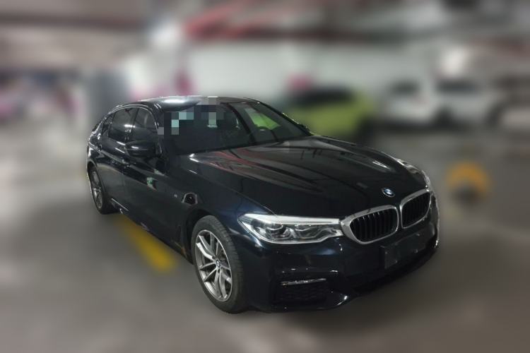 Used BMW 5 Series 2018 525Li M Sport Package Front Right 45 Deg