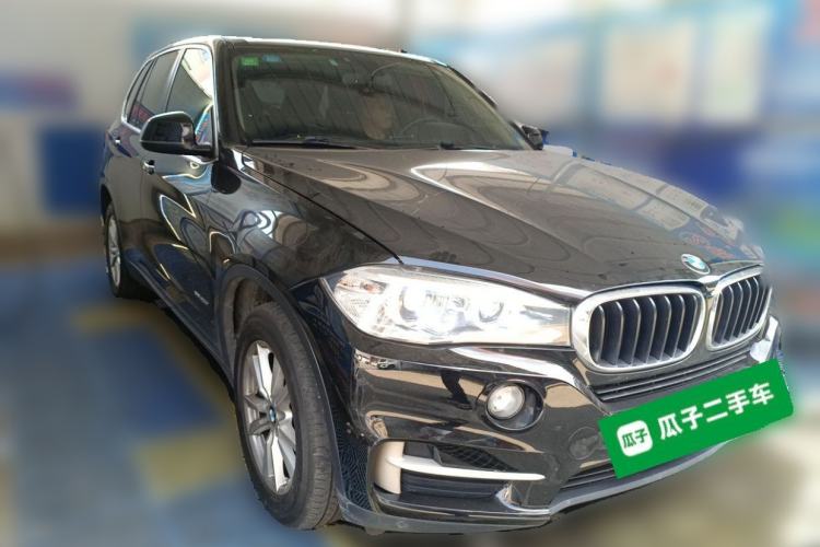 Used BMW 5 Series  Front Right 45 Deg