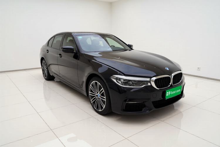 Used BMW 5 Series 2018 Restyled 530Li Luxury Edition M Sport Package Front Right 45 Deg