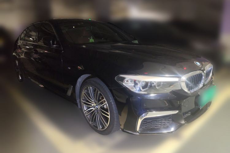 Used BMW 5 Series 2018 Restyled 530Li Leading Edition M Sport Package Front Right 45 Deg
