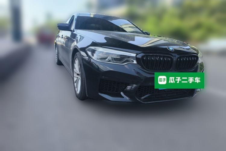 Used BMW 5 Series 2018 525Li Luxury Package Front Right 45 Deg