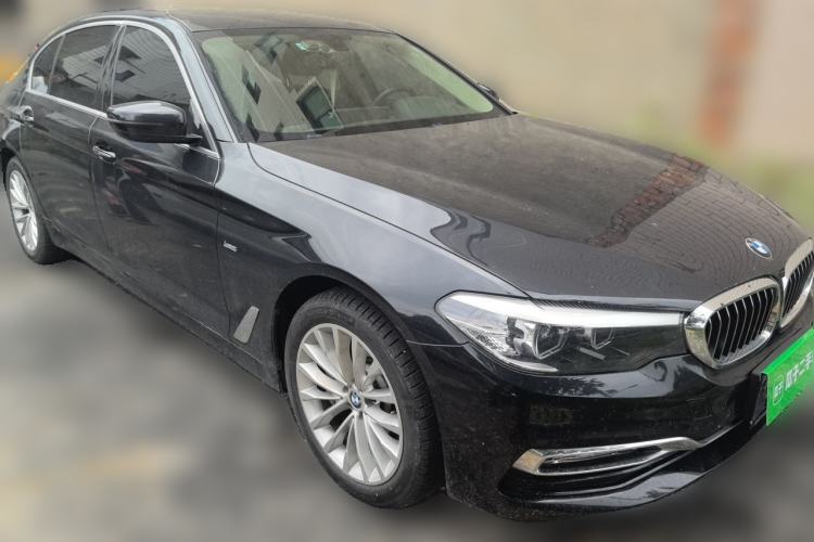 Used BMW 5 Series 2018 Revised Version 530Li Leading Edition Luxury Package Front Right 45 Deg