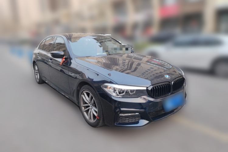 Used BMW 5 Series 2018 525Li M Sport Package Front Right 45 Deg