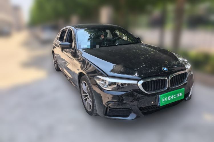Used BMW 5 Series 2018 525Li M Sport Package Front Right 45 Deg