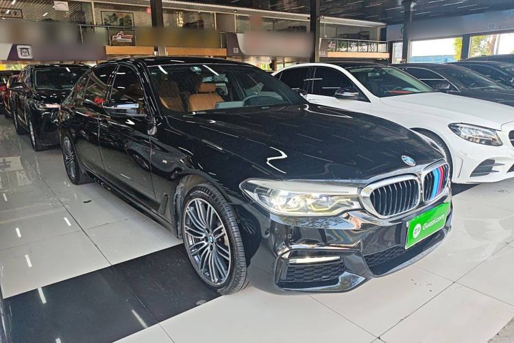 Used BMW 5 Series 2018 Restyled 530Li Luxury Edition M Sport Package Front Right 45 Deg