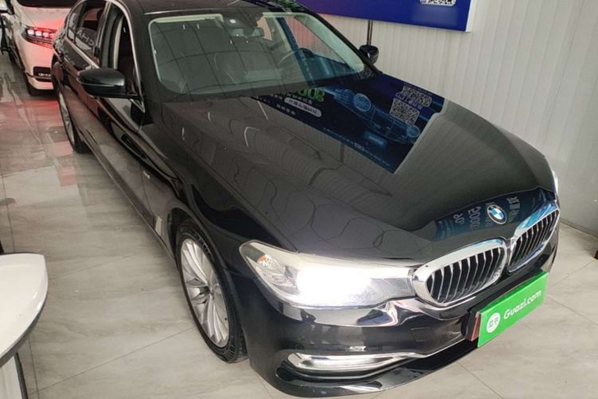 Used BMW 5 Series 2018 Revised Version 530Li Leading Edition Luxury Package Front Right 45 Deg