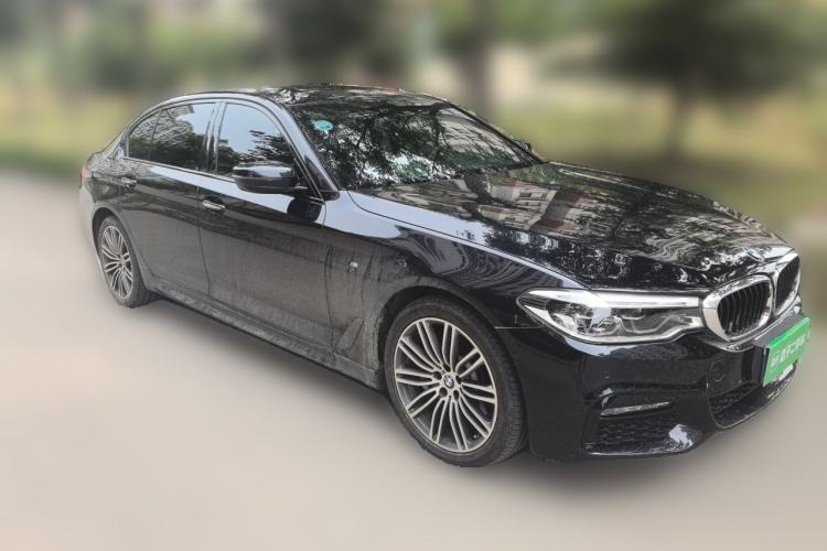 Used BMW 5 Series 2018 530Li Luxury Edition M Sport Package Front Right 45 Deg