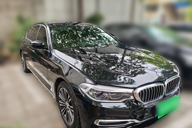 Used BMW 5 Series 2018 Revised 540Li Executive Edition Front Right 45 Deg