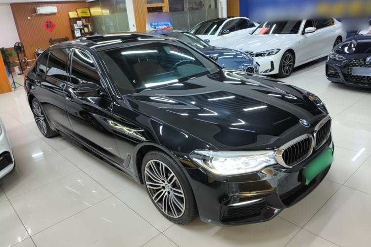 Used BMW 5 Series 2018 Restyled 530Li Leading Edition M Sport Package Front Right 45 Deg