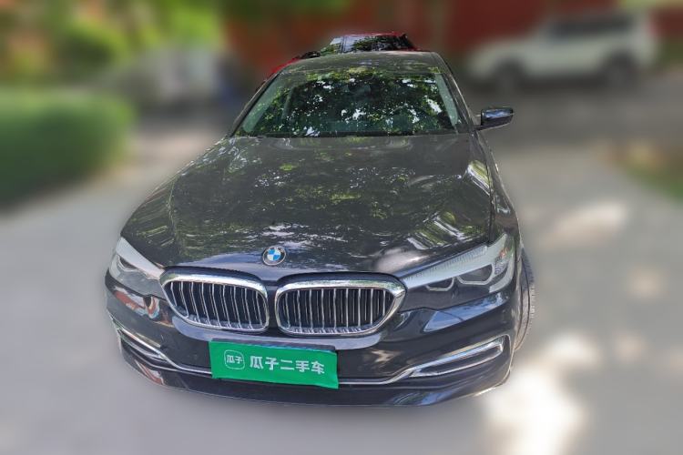Used BMW 5 Series 2018 Facelifted 530Li xDrive Luxury Package Front