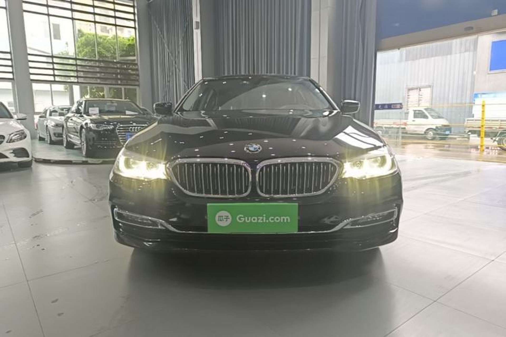 Used BMW 5 Series 2018 525Li Luxury Package Front