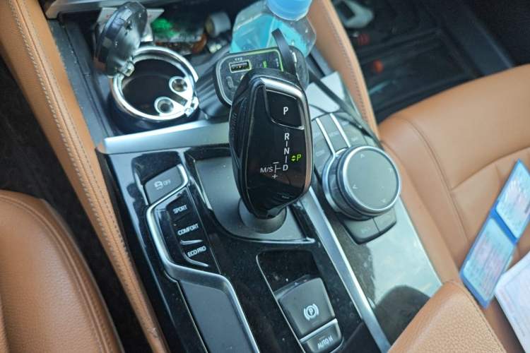 Used BMW 5 Series 2018 Facelifted 530Li xDrive M Sport Package Gear Lever