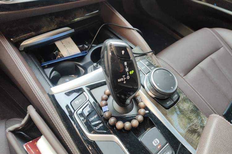Used BMW 5 Series 2018 525Li M Sport Package Gear Lever