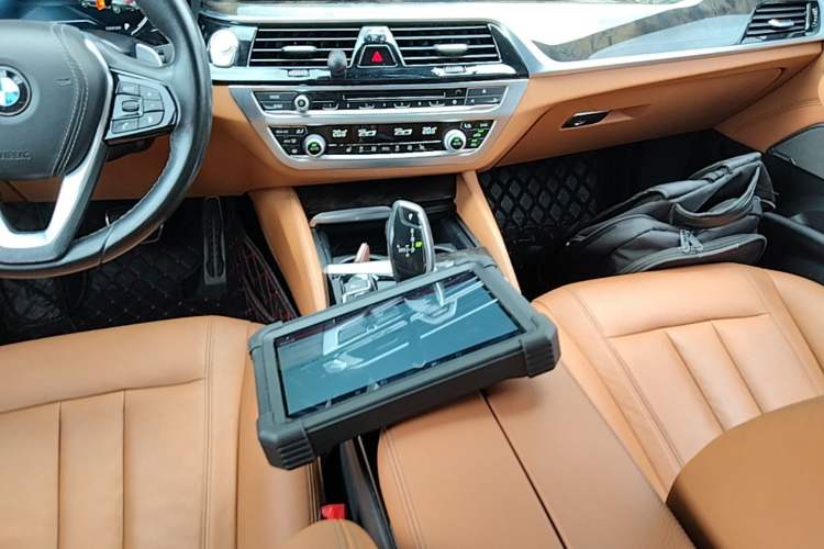 Used BMW 5 Series 2018 530Li Leading Model M Sport Package Gear Lever