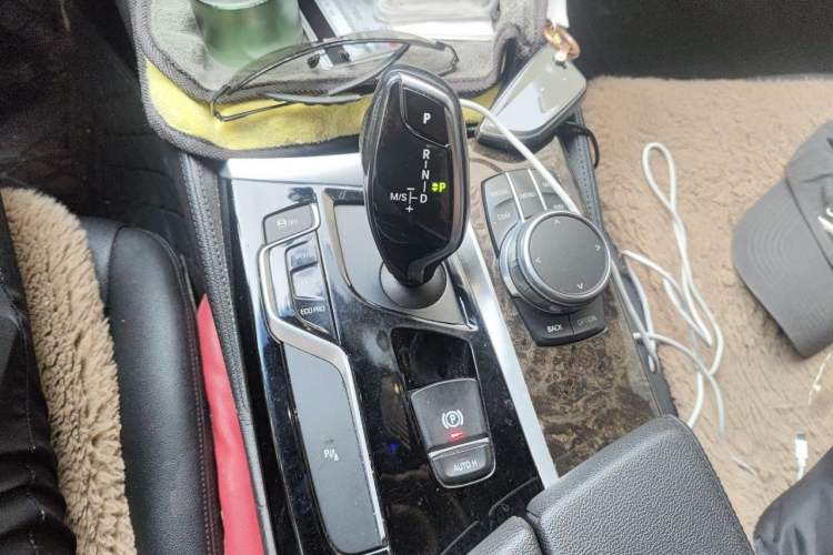 Used BMW 5 Series 2018 525Li M Sport Package Gear Lever
