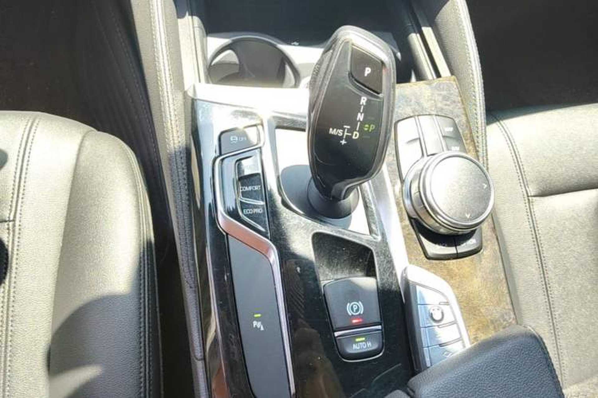 Used BMW 5 Series 2018 525Li M Sport Package Gear Lever